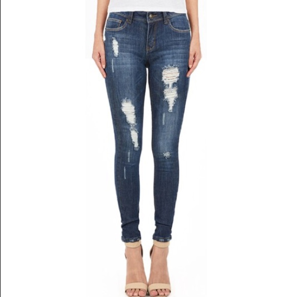 Discount. See below. Skinny Jeans.Great Fit!